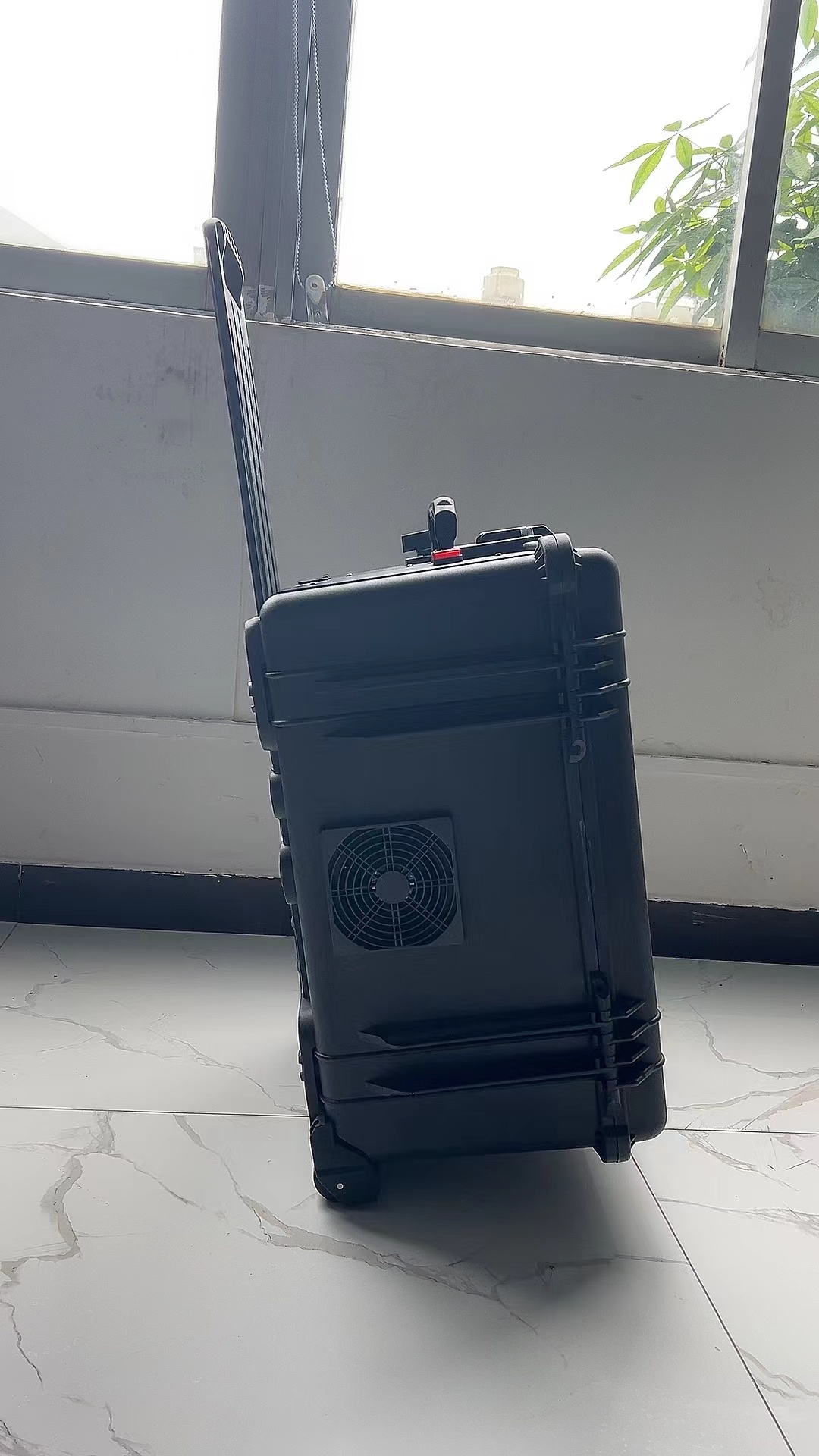 柘荣手拉箱型移动通信干扰器